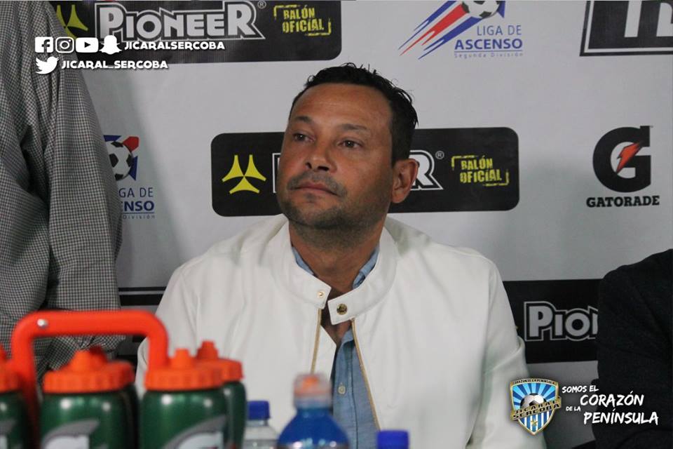 Jeaustin Campos: 
