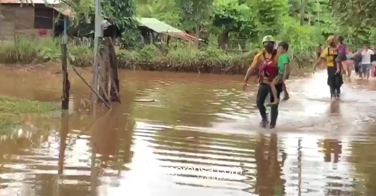 Fuertes Lluvias Provocan Atención De 120 Emergencias Por Inundaciones ...