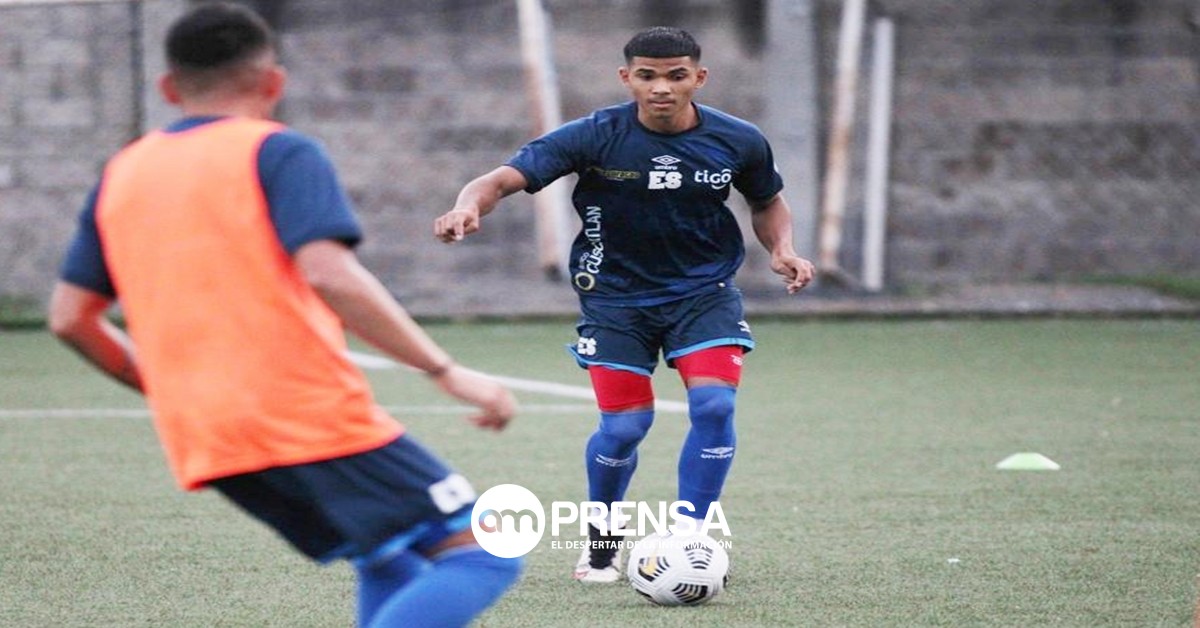 Joven tico del Santos de Guápiles deja de lado a La Sele para defender a El Salvador