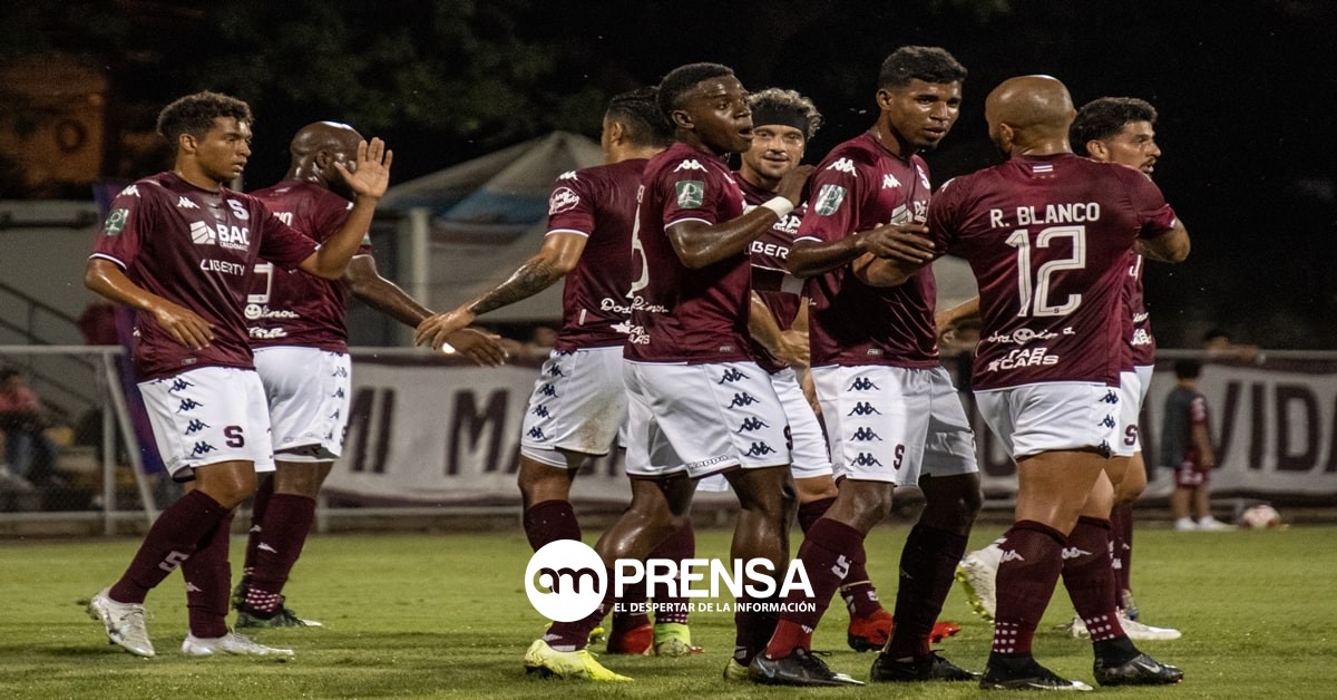 Saprissa da alegría a sus seguidores guanacastecos y avanza en el torneo de Copa