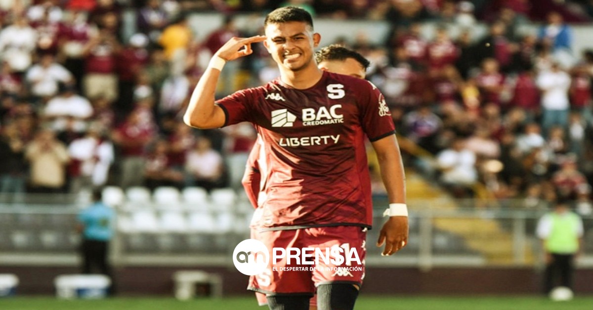 Álvaro Zamora: 