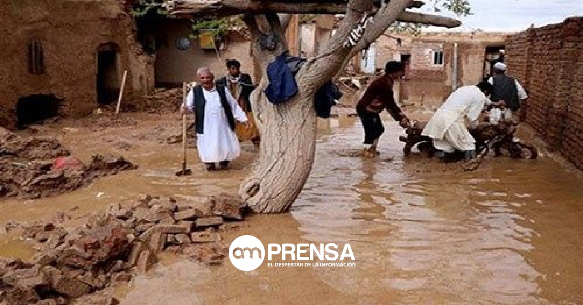 Inundaciones en Afganistán dejan muertos y desaparecidos